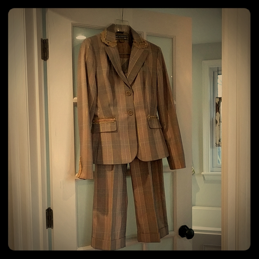 Allen Schwartz Tan Plaid Vintage Suit